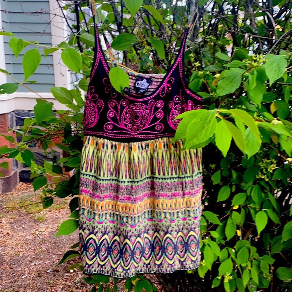 Small ANGIE CROCHET TANK TOP
